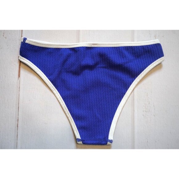 Colsie Women's Stunning Blue Contrast Trim Cheeky Underwear - NWT - Picture 3 of 6